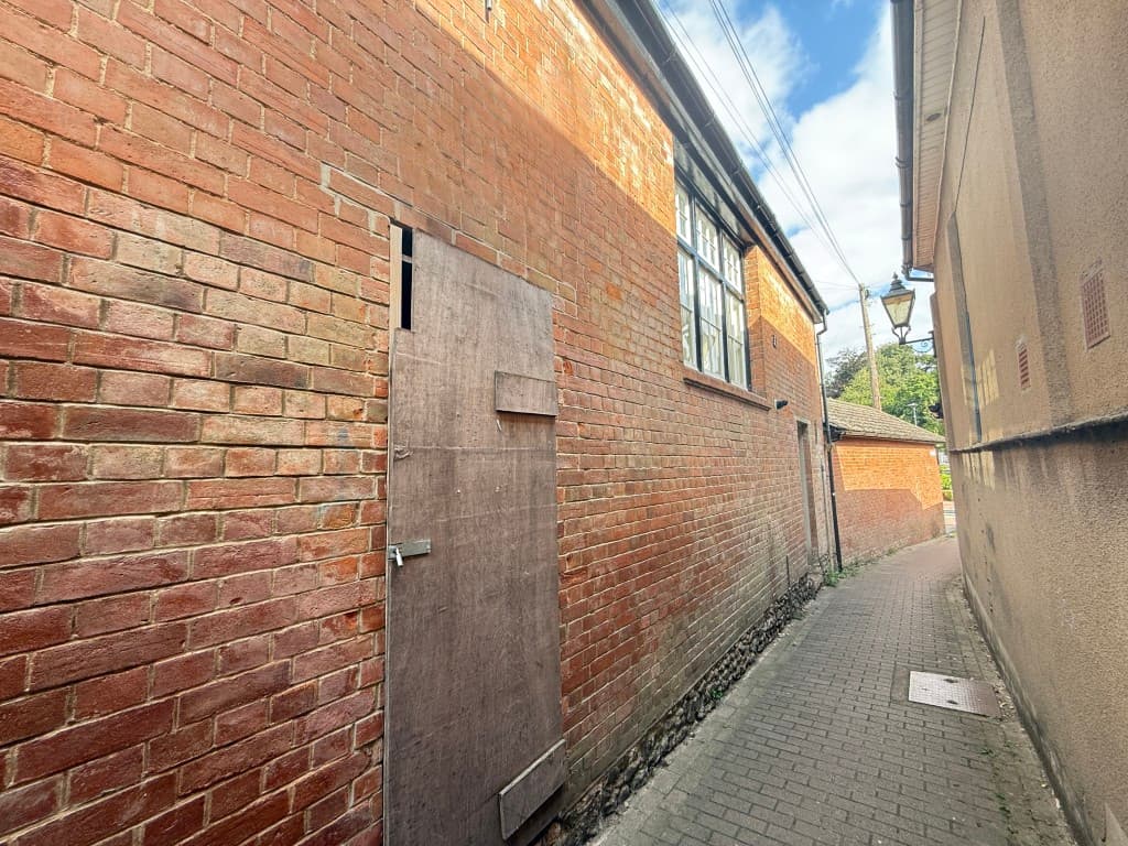 Cottage Conversion For Completion - Second Fix Required
