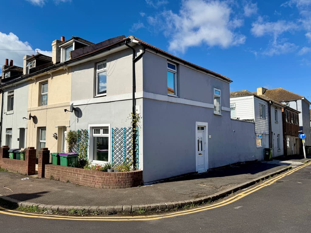 Two-Bedroom End-Terrace House