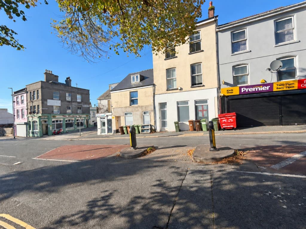 Two Freehold HMO Properties Close To Devonport Dockyard