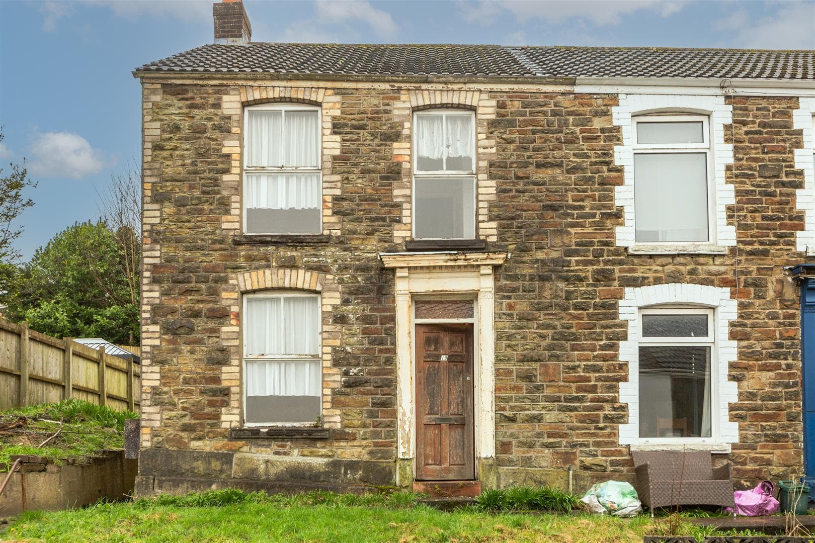 Three-Bedroom End-Terrace Property