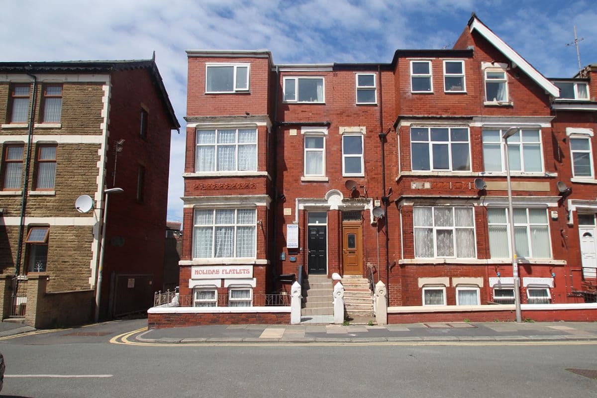 1 Bedroom Flat