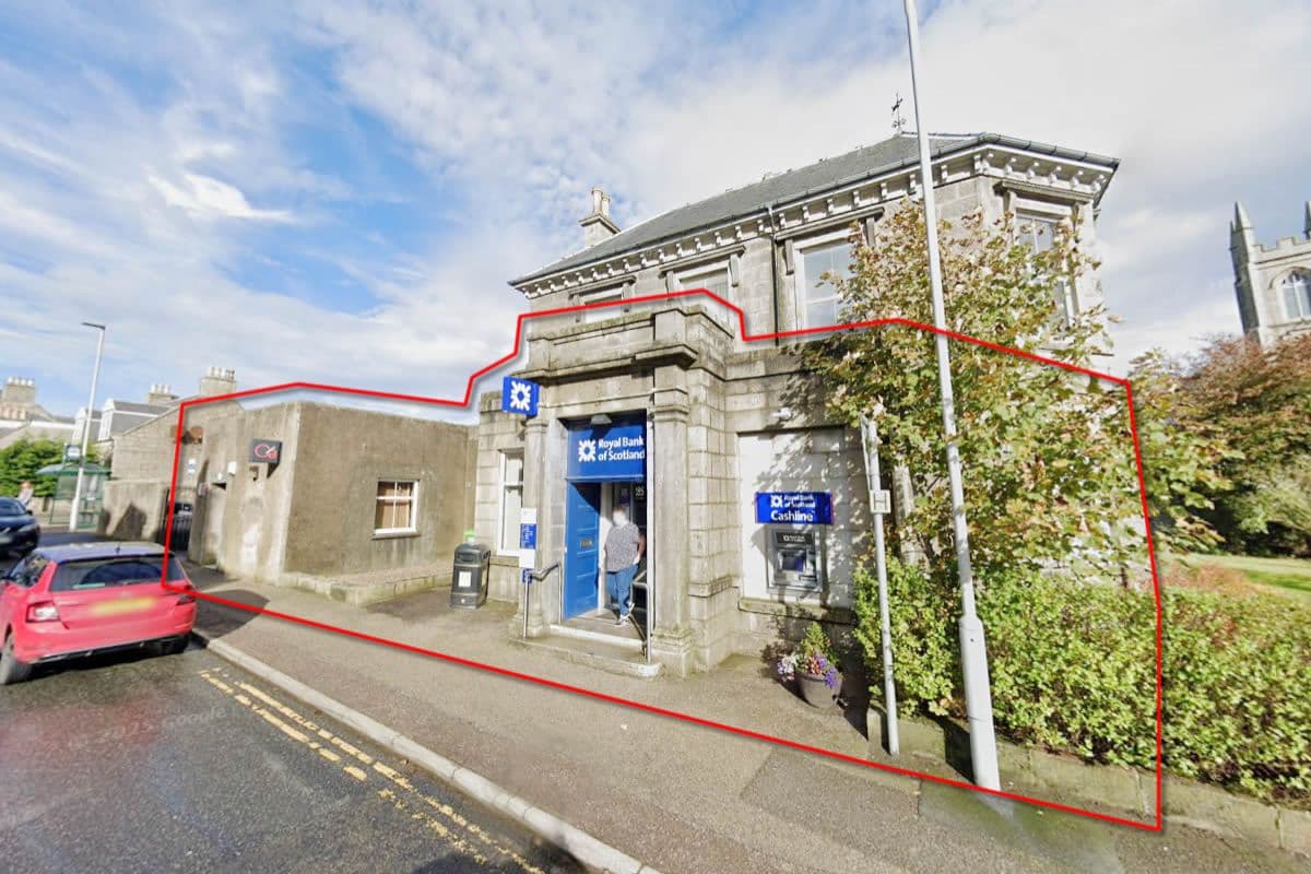 Vacant Commercial Lot 75