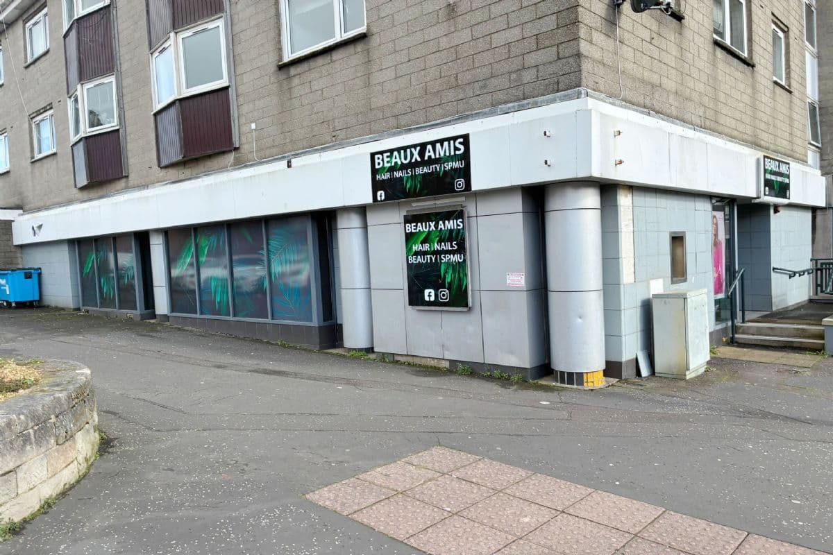 Tenanted Commercial Lot 7