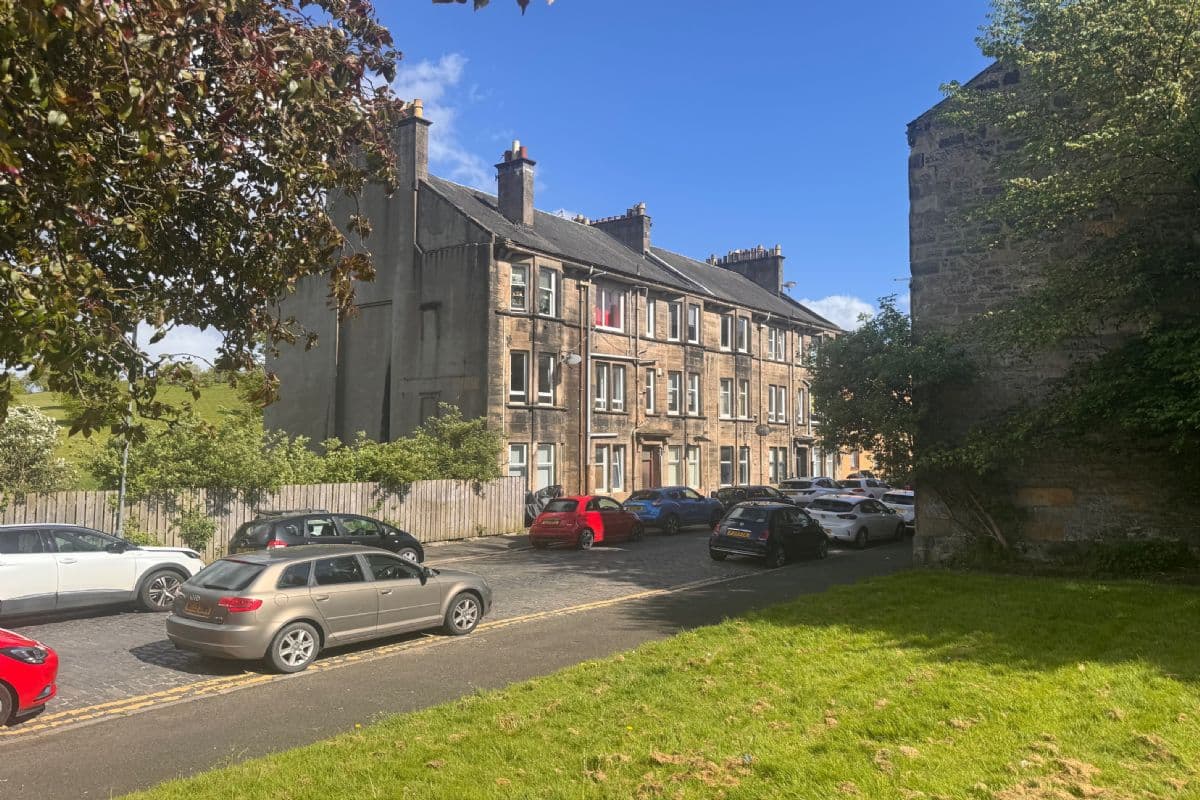1 Bedroom Flat