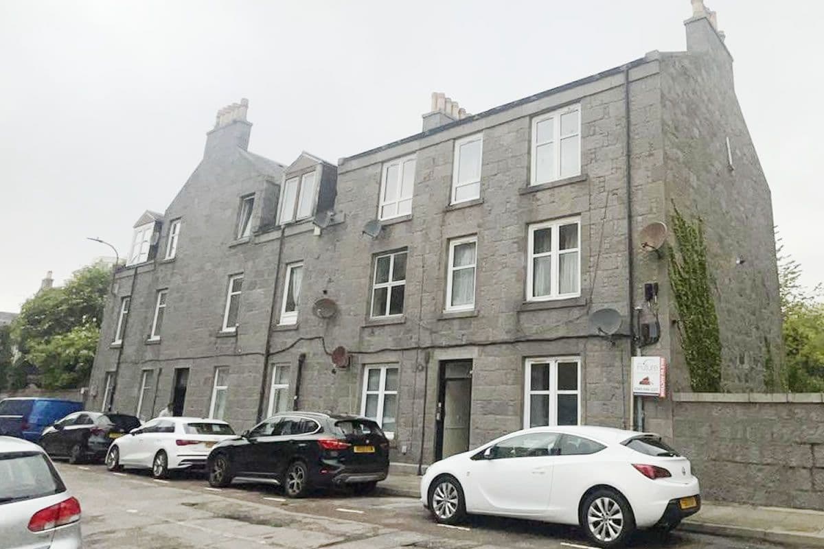 1 Bedroom Flat