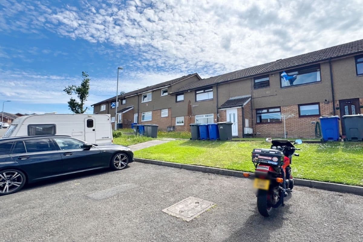 1 Bedroom Flat