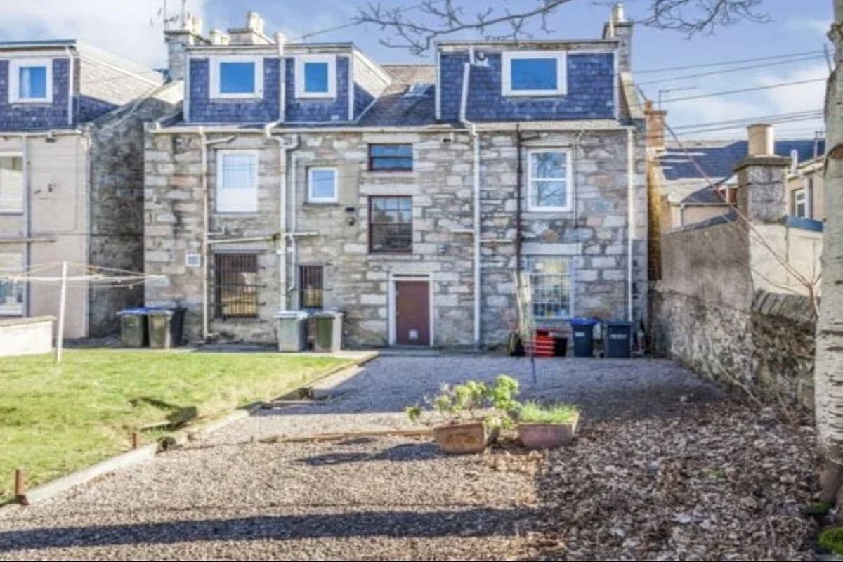 1 Bedroom Flat