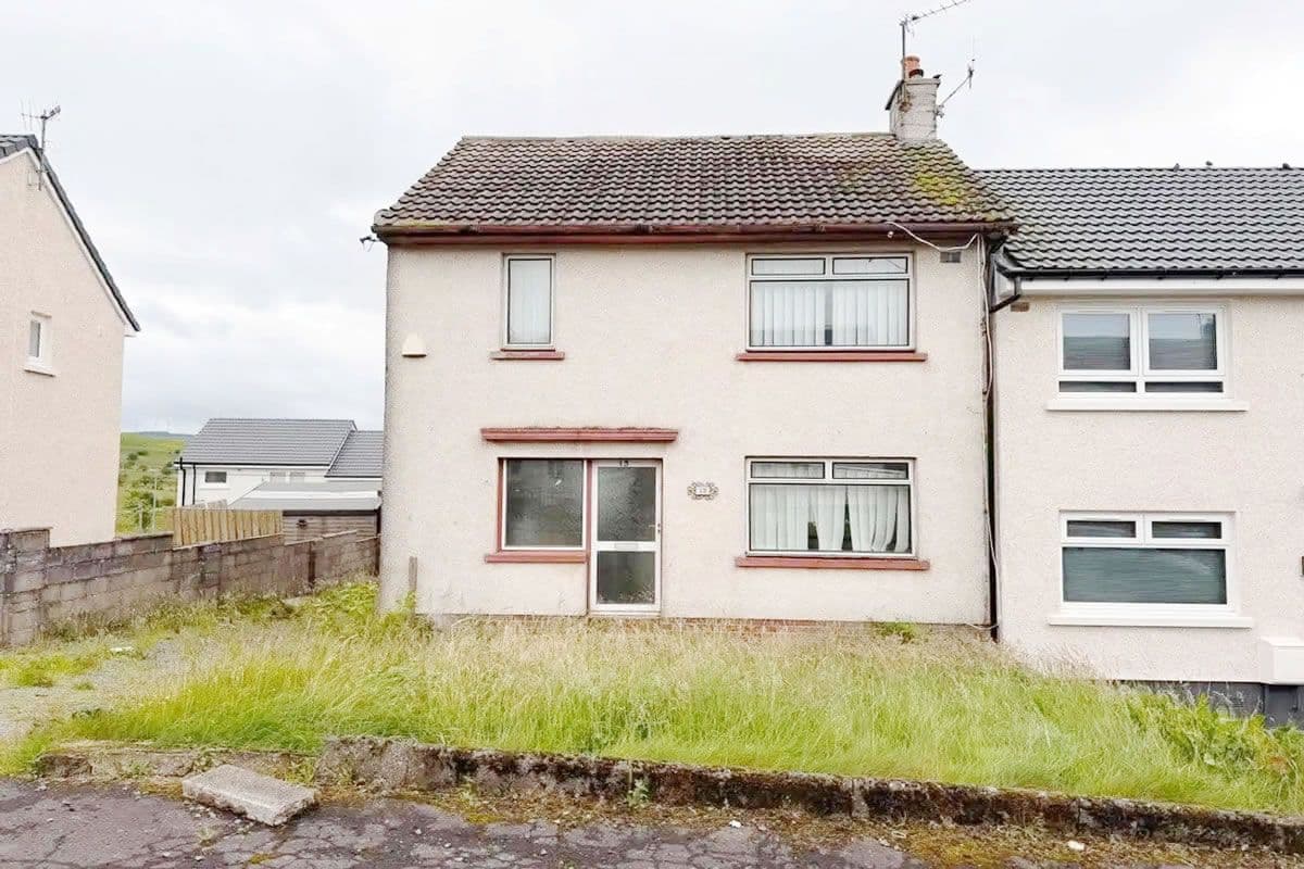 2 Bedroom House