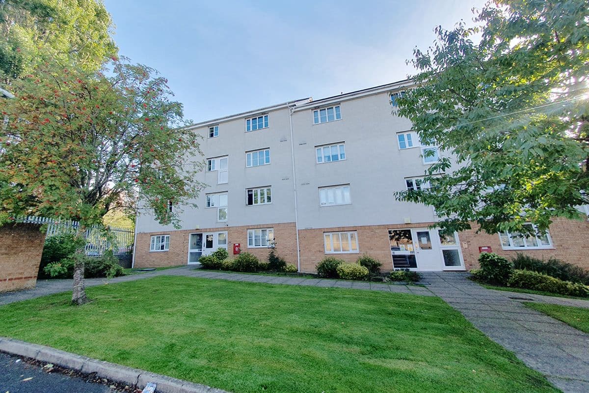 2 Bedroom Flat