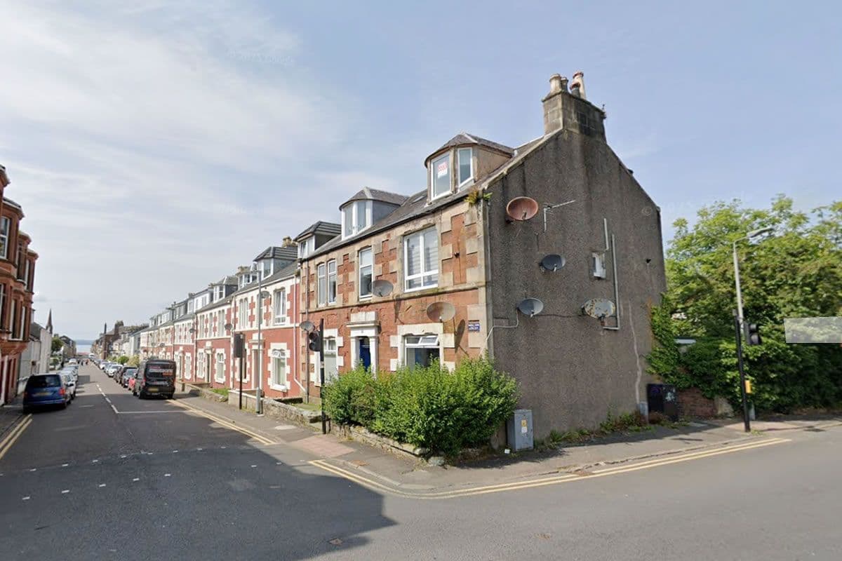 One-Bedroom Second-Floor Flat