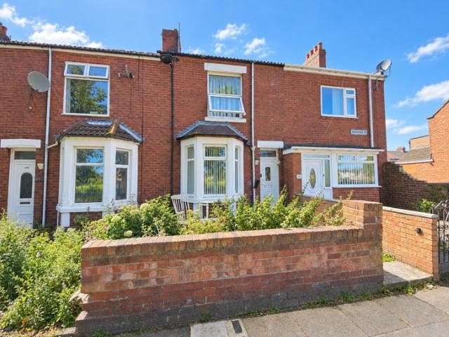 3 Bedroom House - Mid Terrace