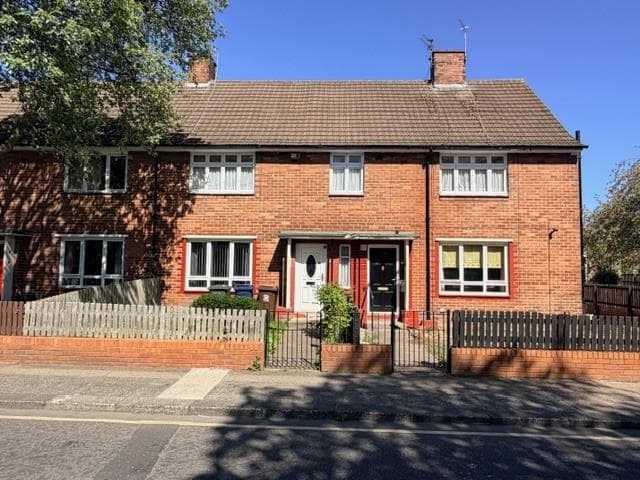 4 Bedroom Flat