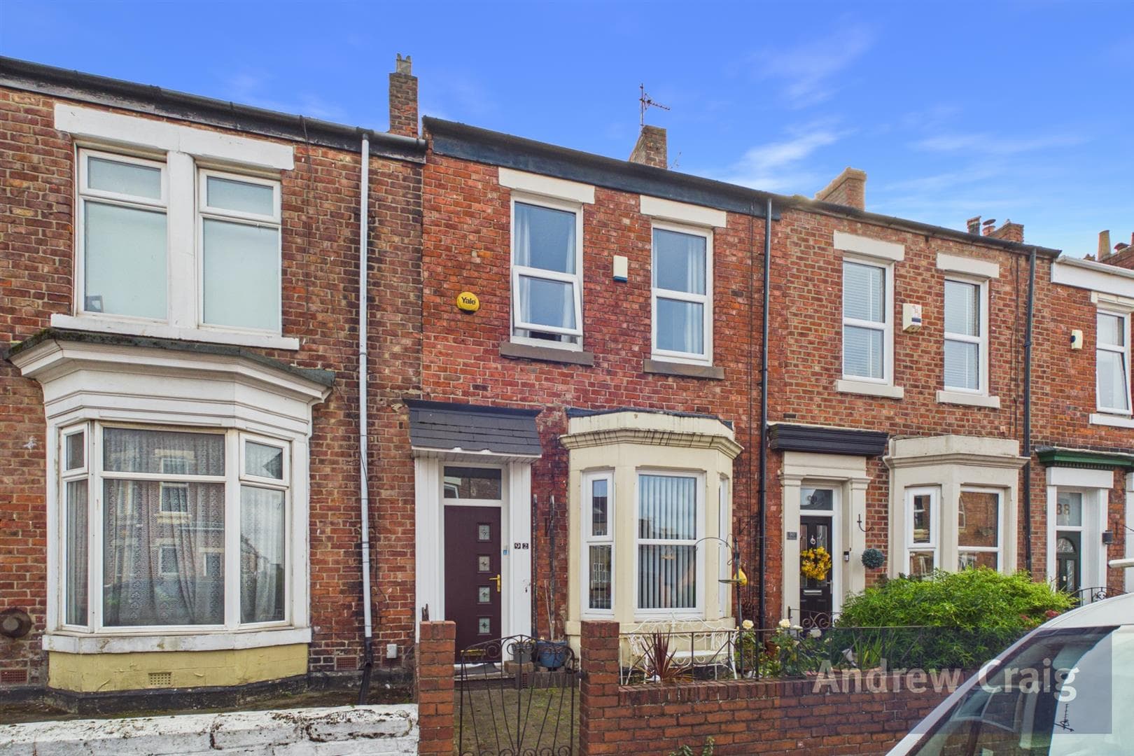 2 Bedroom House - Mid Terrace