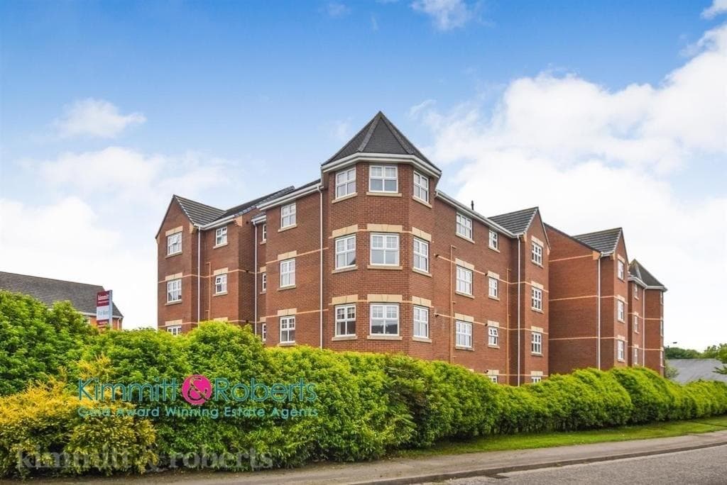 2 Bedroom Flat