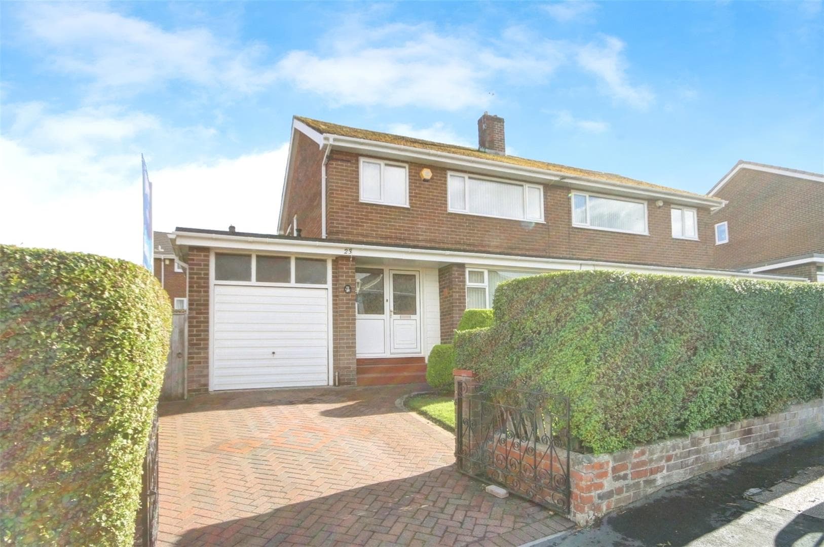 3 Bedroom House - End Terrace