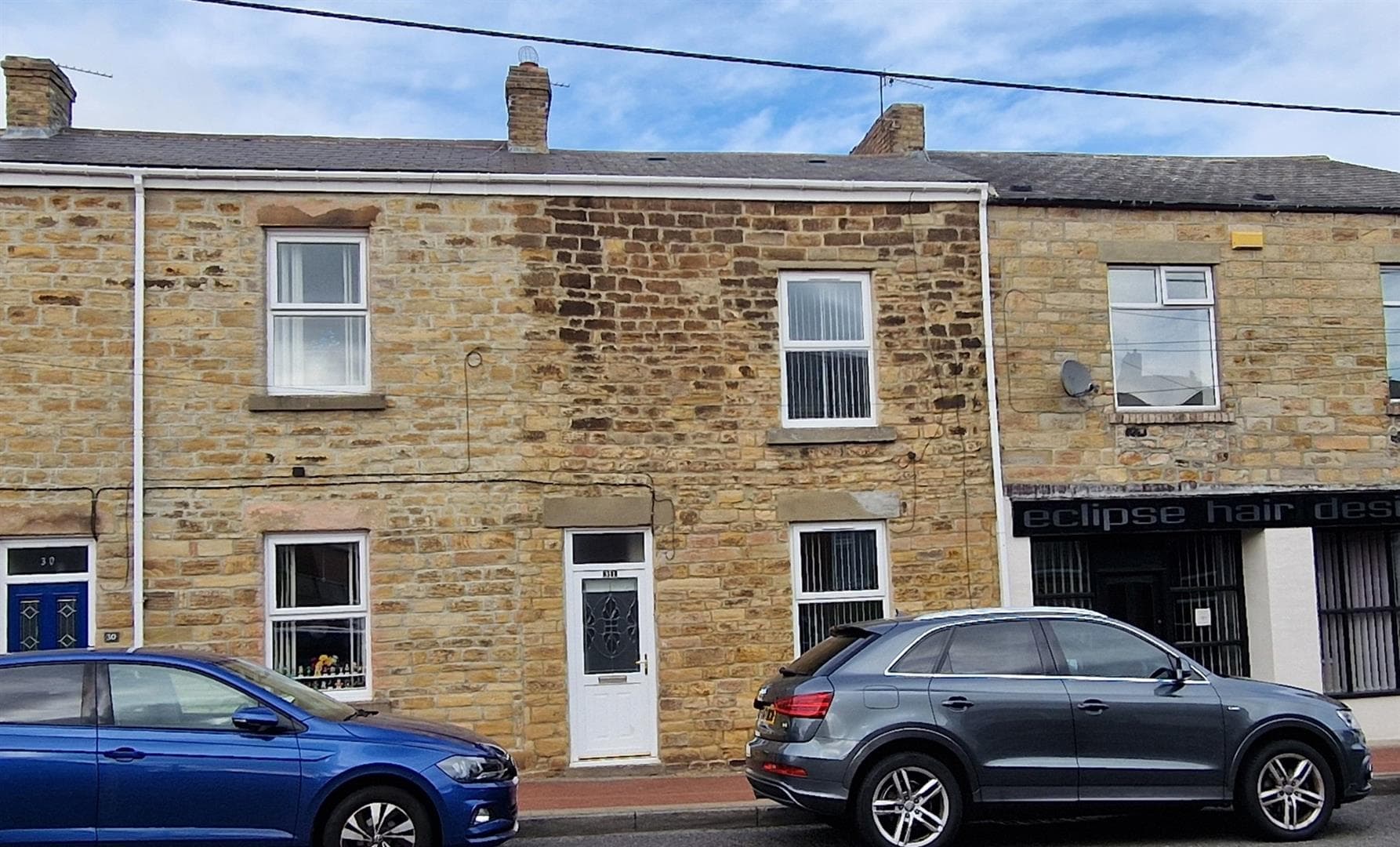 3 Bedroom House - Mid Terrace