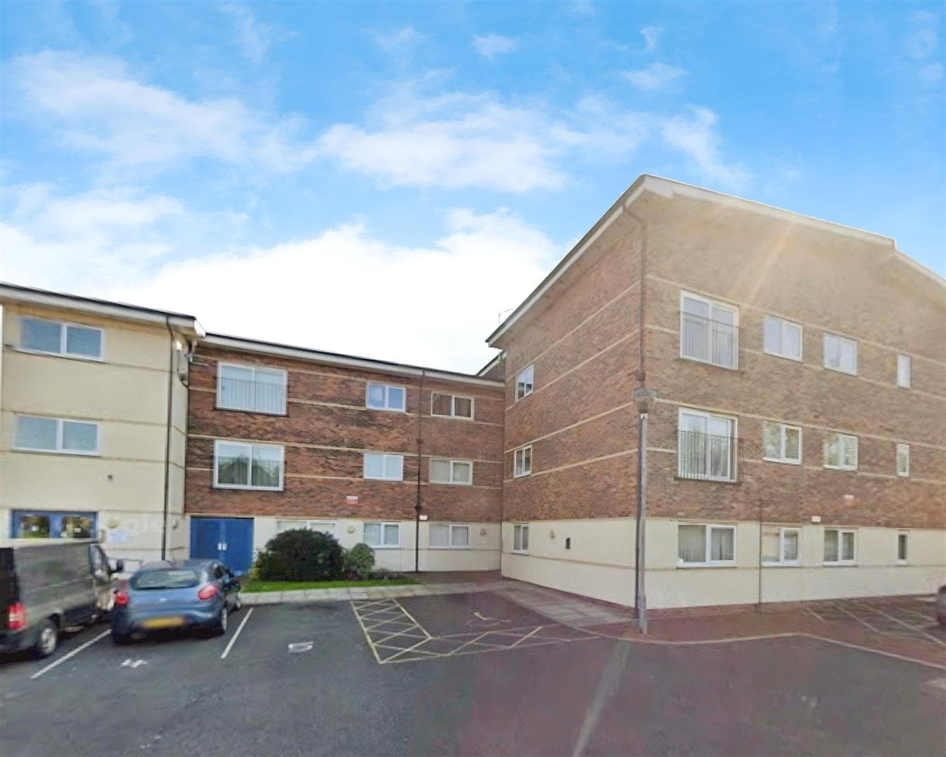 2 Bedroom Flat - Purpose Built