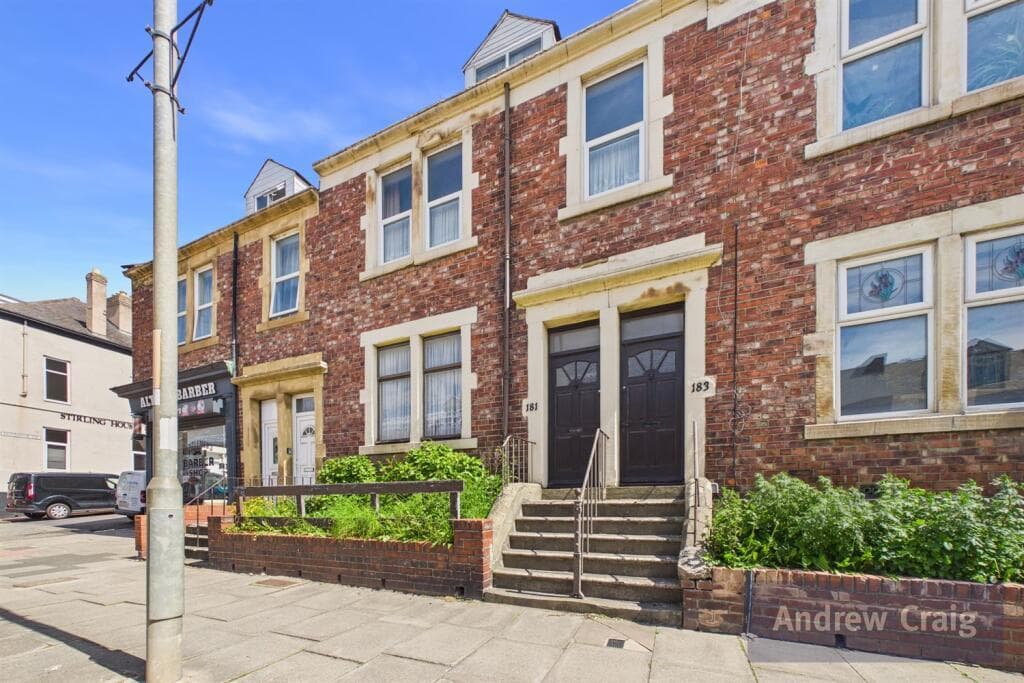 3 Bedroom Block of Flats