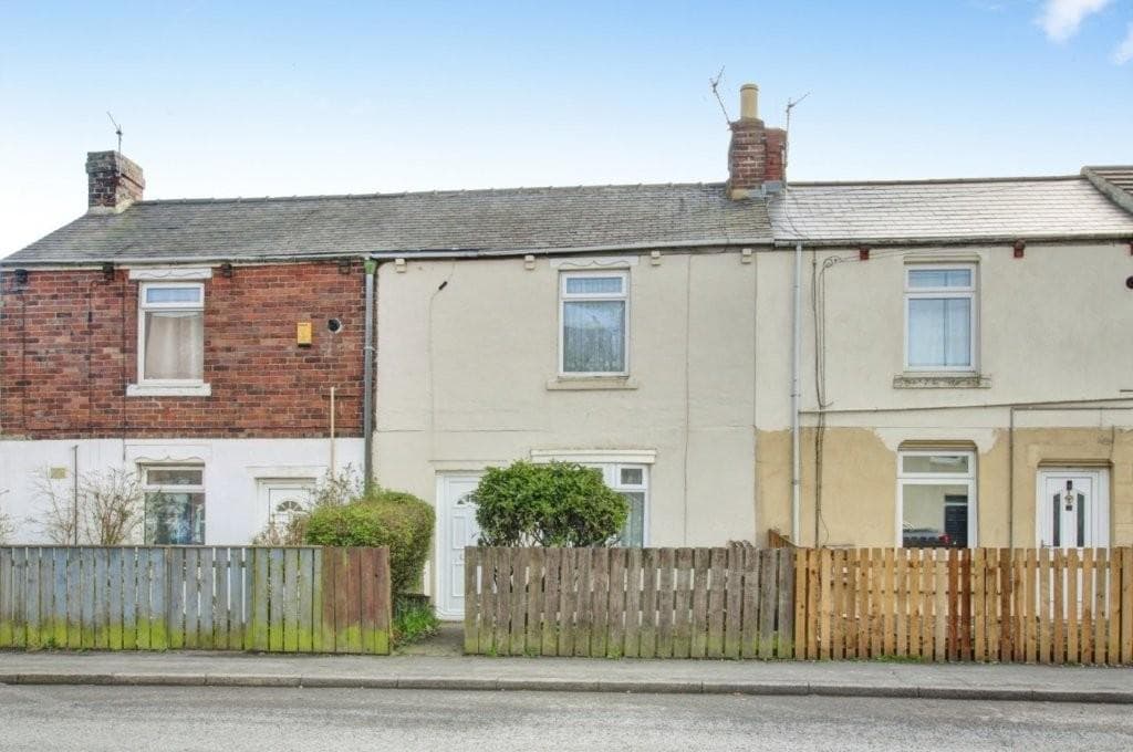 2 Bedroom House - Terraced