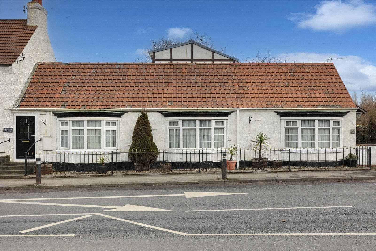 1 Bedroom Bungalow - Terrace