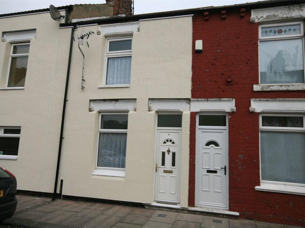 3 Bedroom House - Mid Terrace