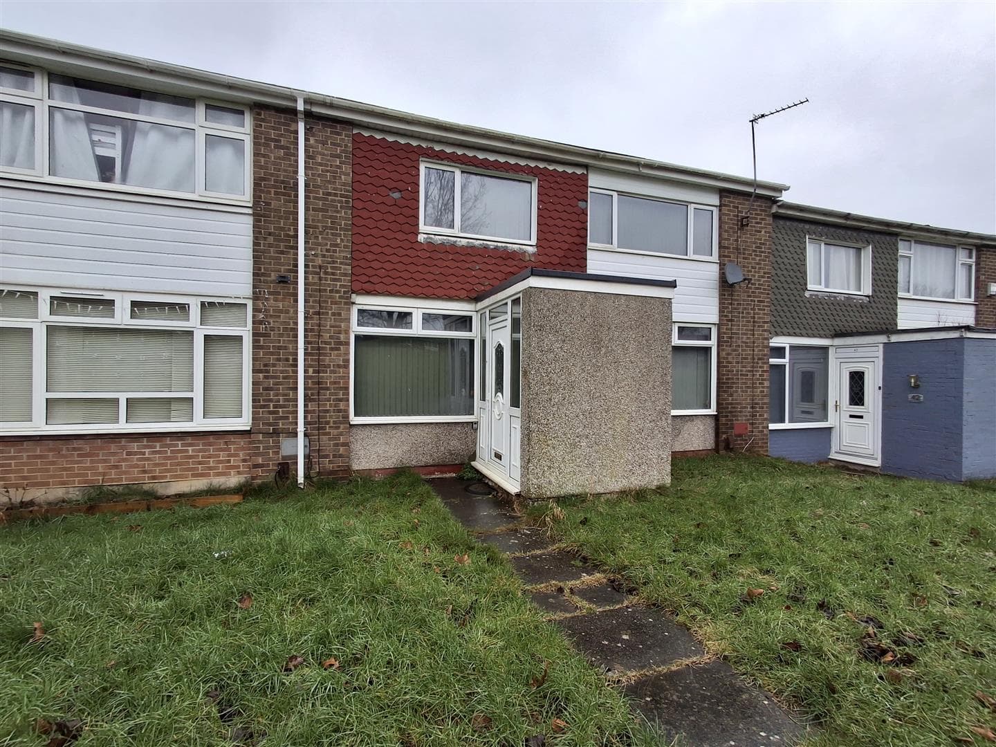 2 Bedroom House - Terraced