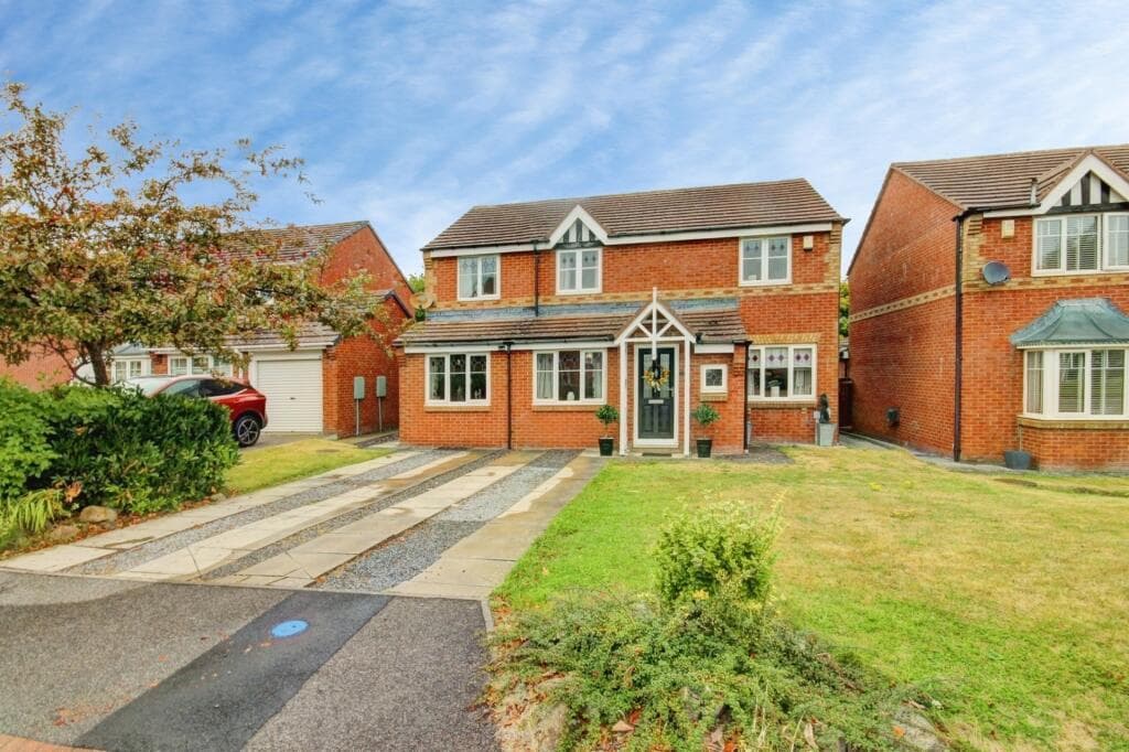 4 Bedroom House - Detached