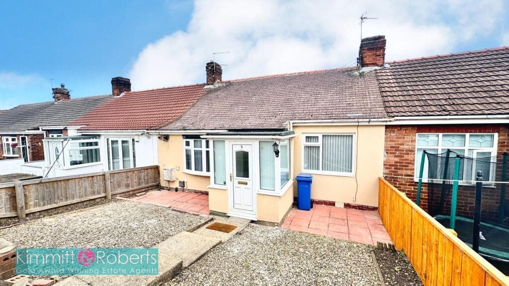 2 Bedroom Bungalow - Terrace