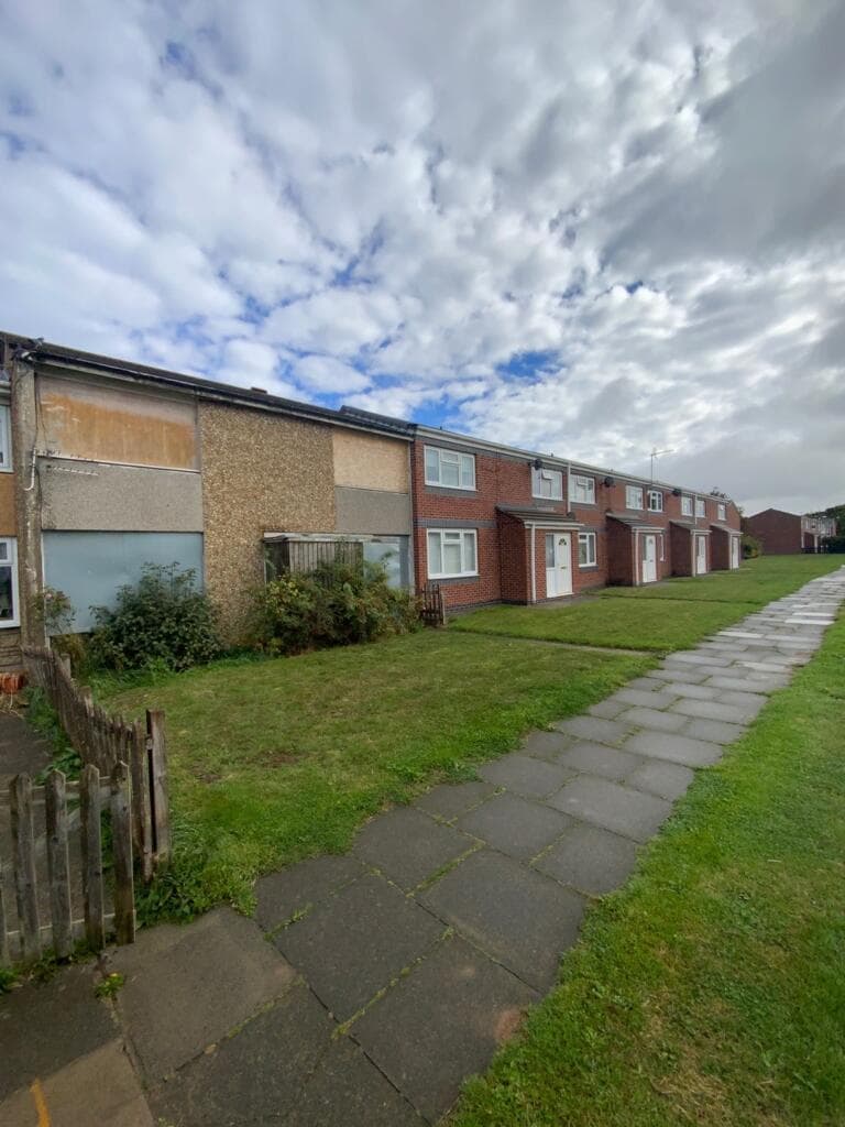 3 Bedroom House - Terraced
