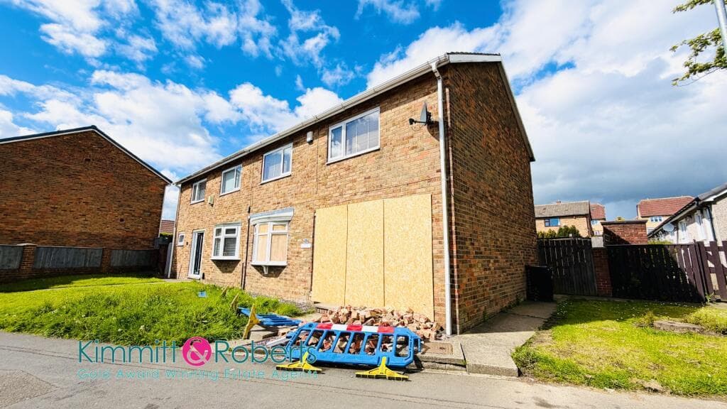 4 Bedroom House - Semi-Detached