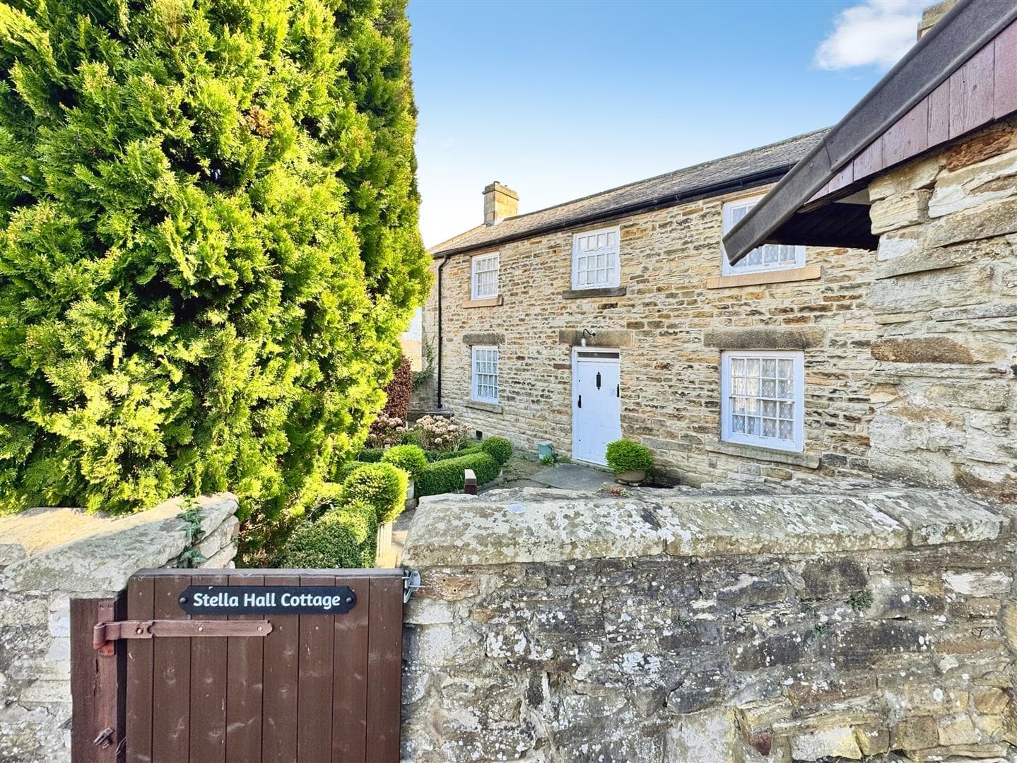 2 Bedroom House - Detached