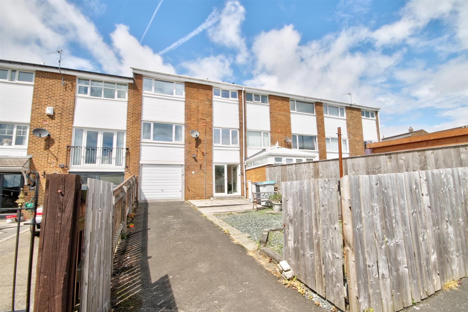 3 Bedroom House - Mid Terrace