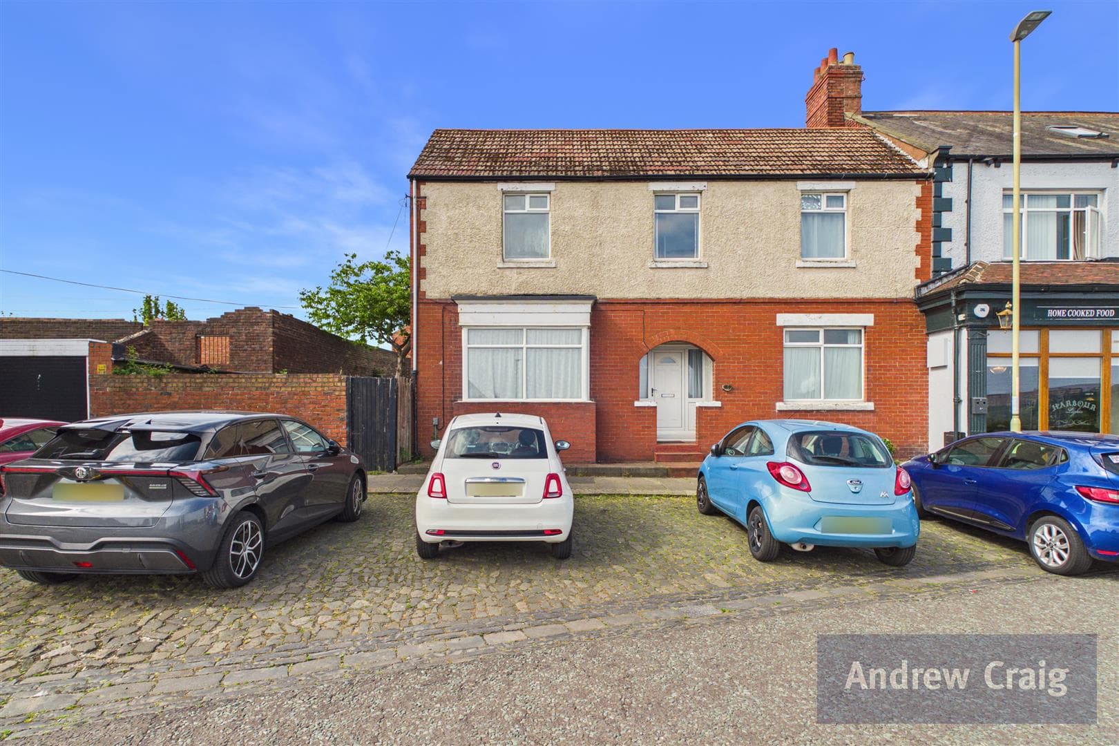 4 Bedroom House - Semi-Detached