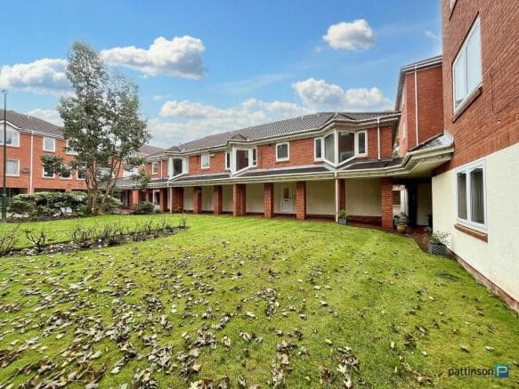 2 Bedroom Flat - Purpose Built