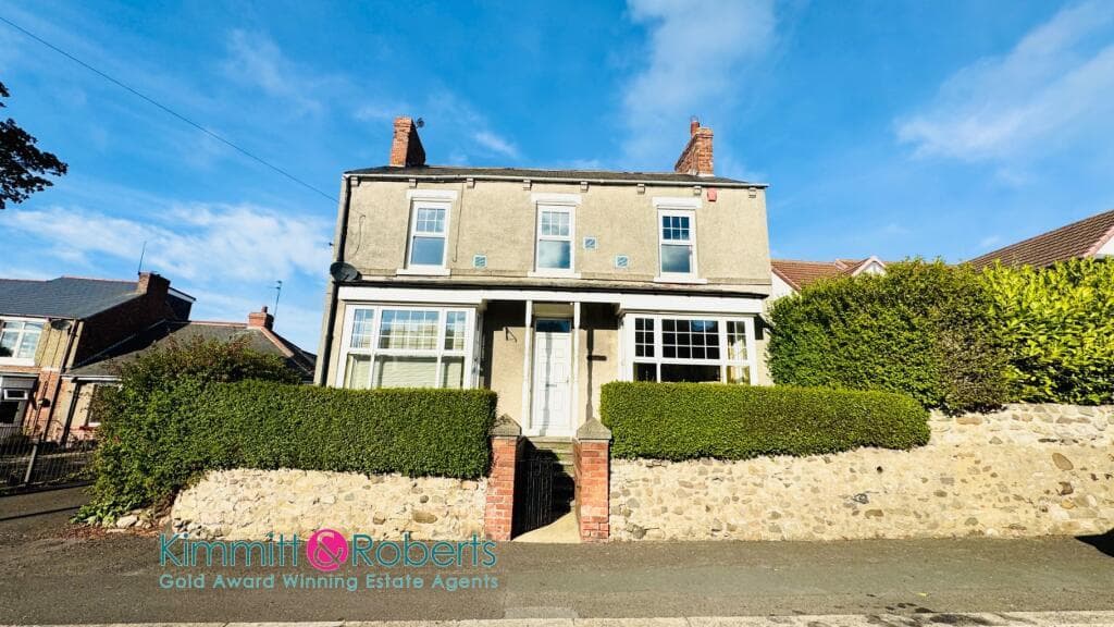 4 Bedroom House - Detached