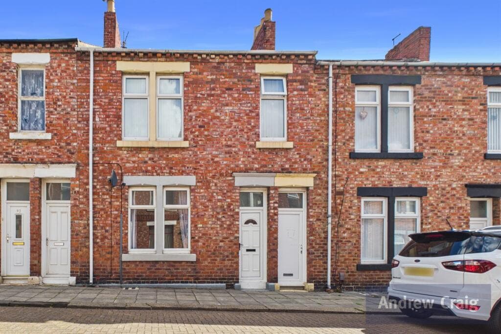2 Bedroom Flat - Purpose Built
