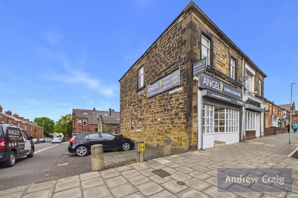 1 Bedroom Flat - Purpose Built