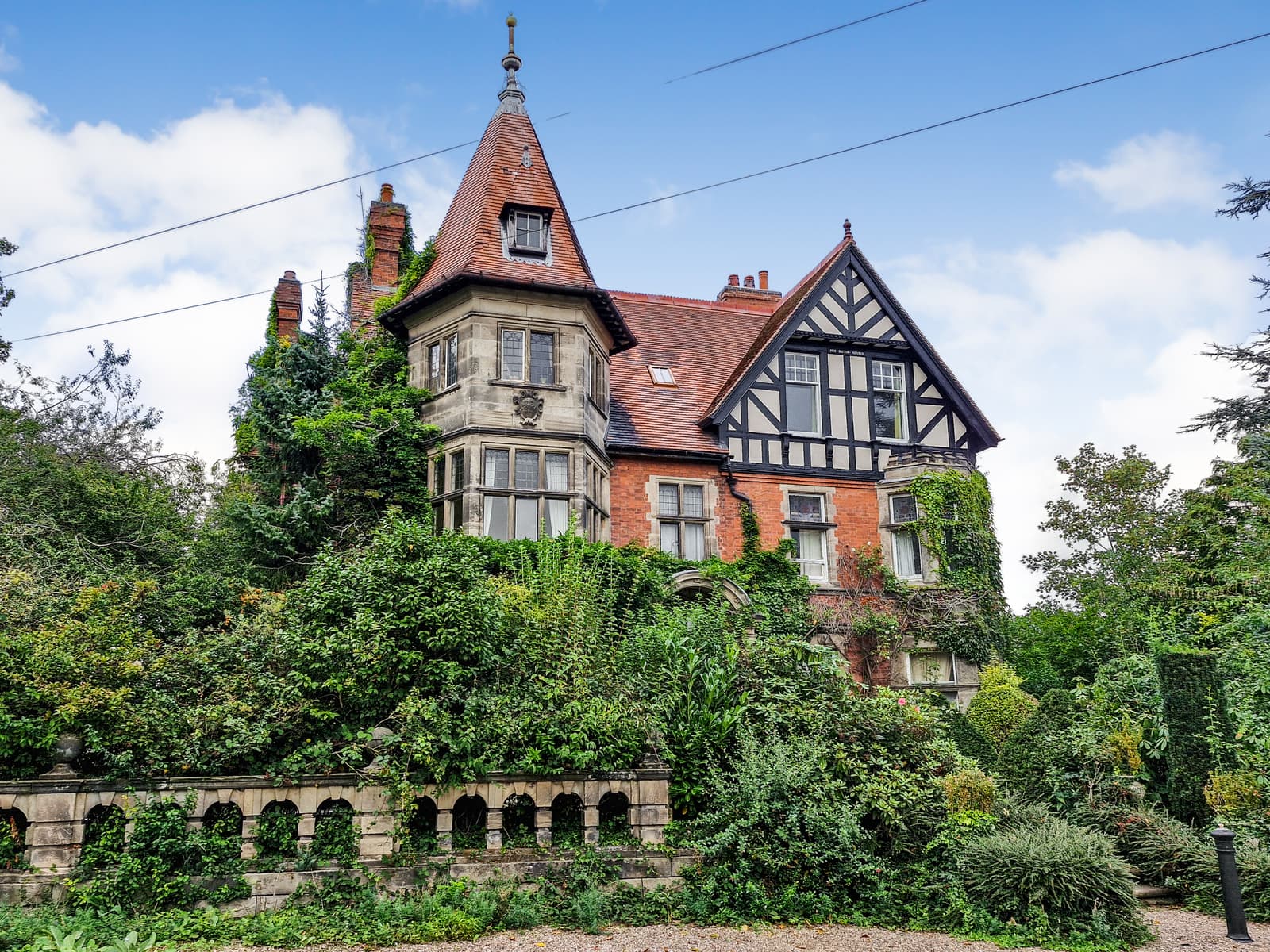 Hawthornden Manor
