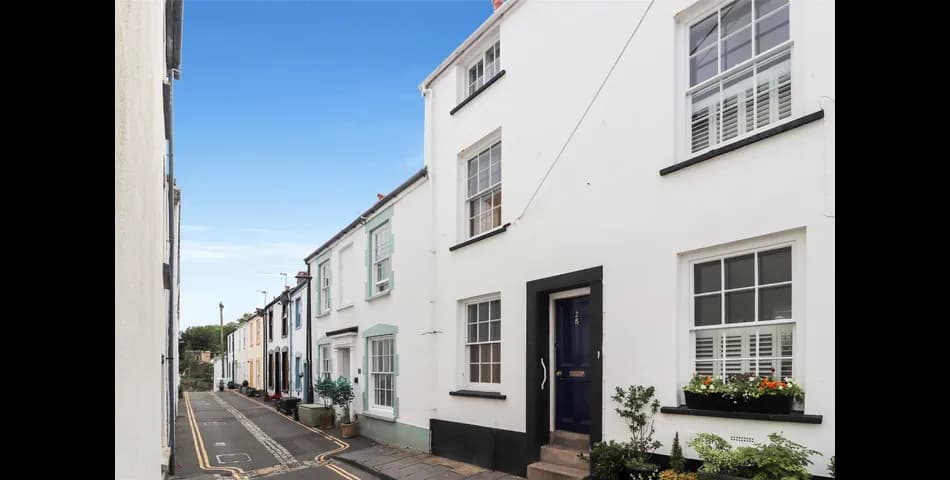 Charming Three-Bedroom Grade II Listed Home