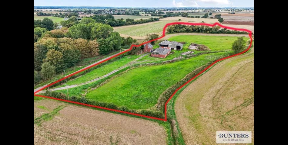 Freehold Farmhouse Set Within Approx. 6.82 Acres