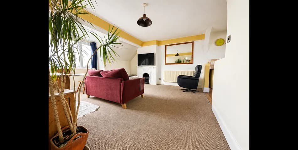 Top Floor Apartment - 1 Bedroom - Belle Vue, Bude (EX23)
