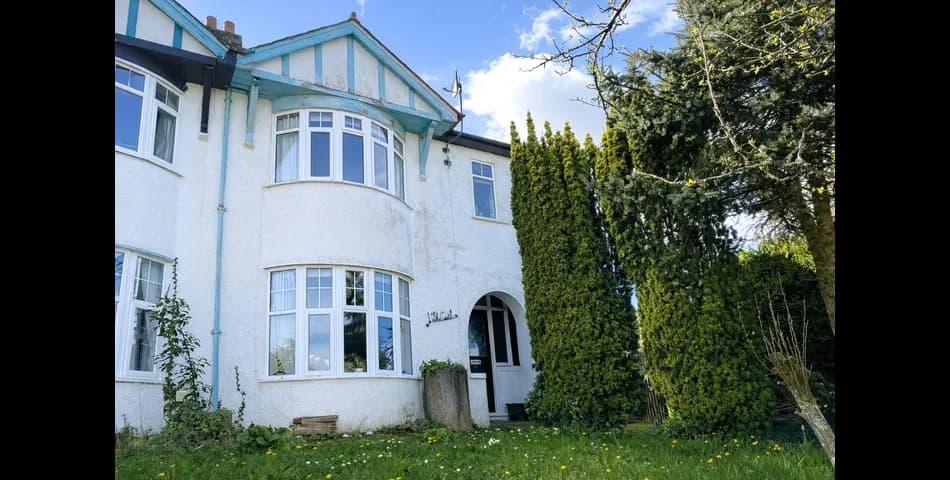 Generous Semi-Detached House in Cornwall