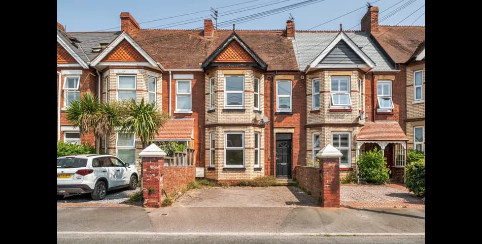 Freehold Property Arranged as Two Self-Contained Apartments