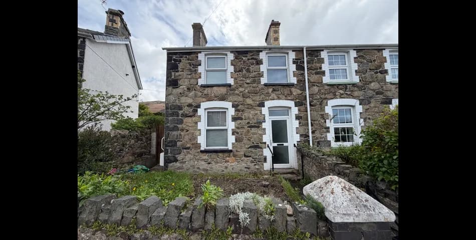 1 Bedroom Property With Mountain Views