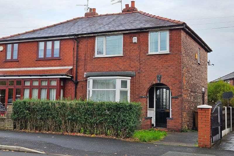 3 bed Semi-Detached House For Auction