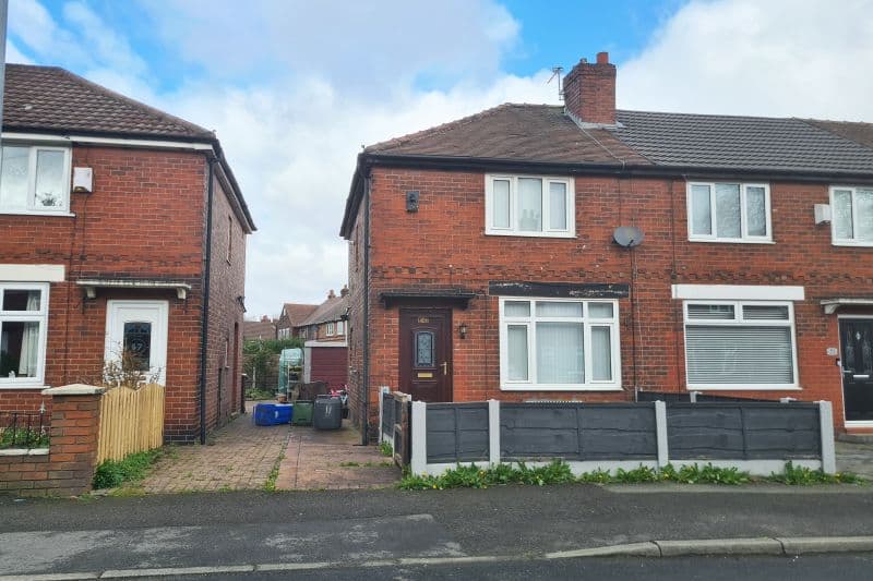 2 bed End Terrace House For Auction