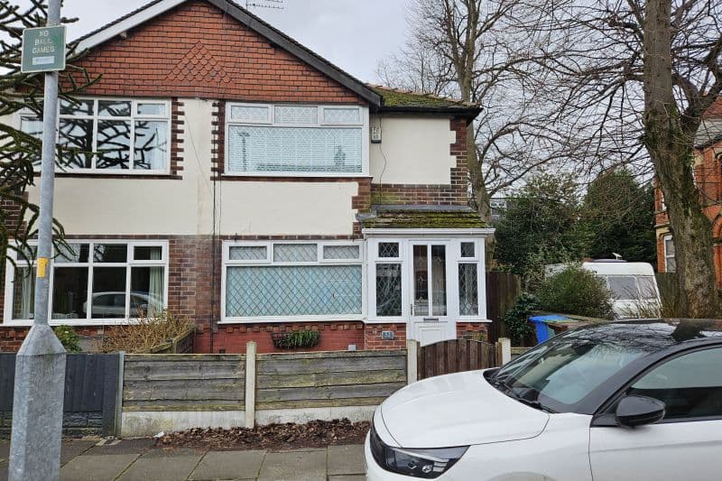 3 bed Semi-Detached House For Auction