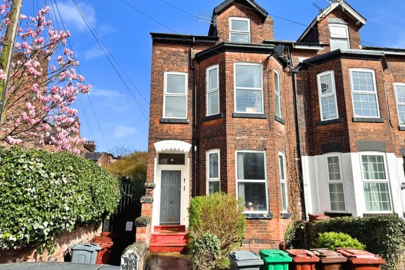 3 bed Block of Flats For Auction