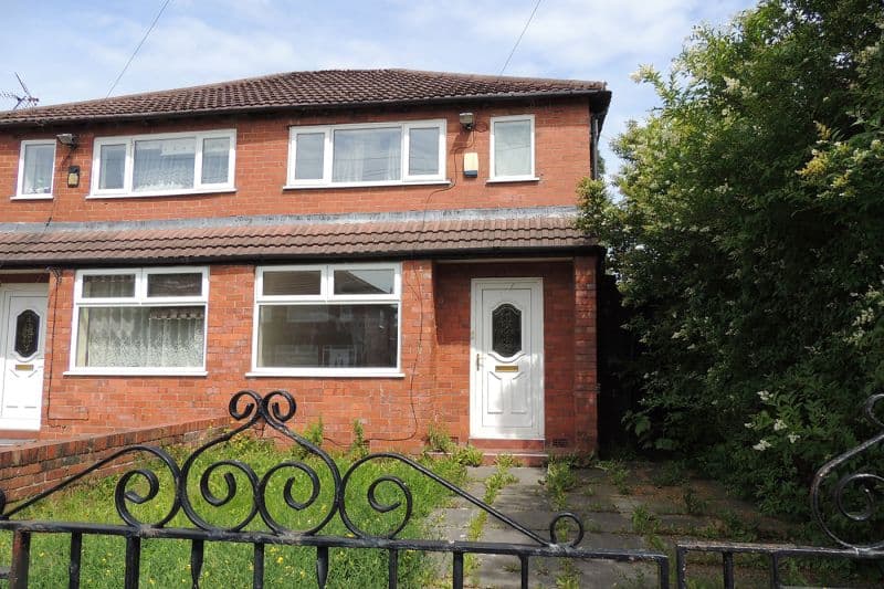 2 bed Semi-Detached House For Auction