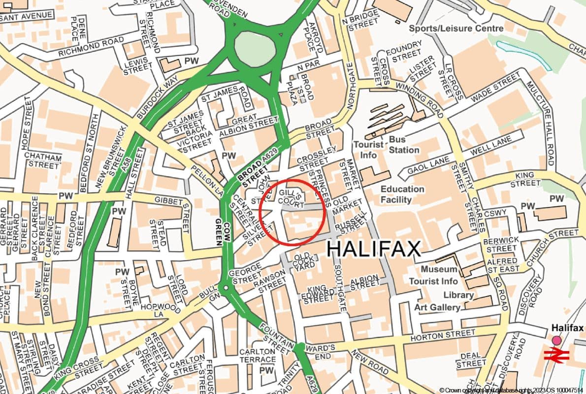 Freehold Commercial Investment Producing £9,000 P.A. Plus Two Vacant One Bedroom Flats